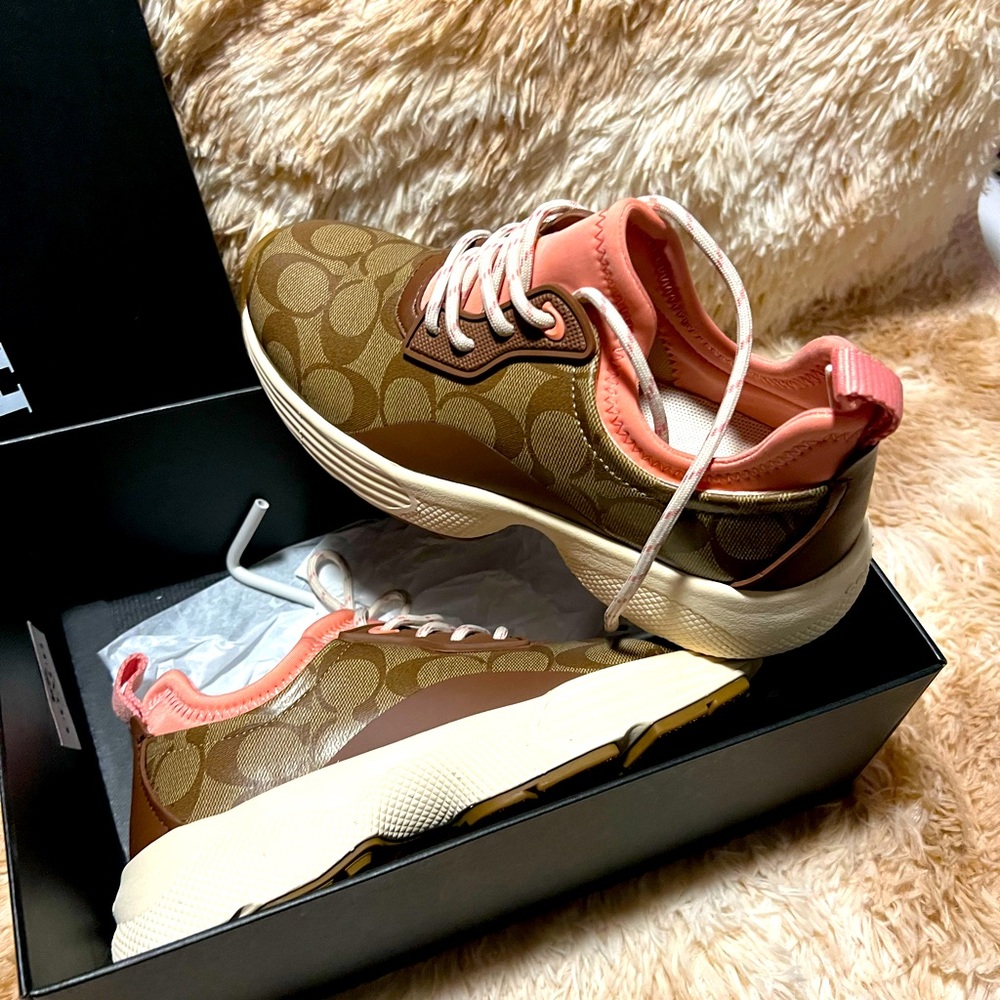 C270 SIG TECH RUNNER KHAKI/SADDLE